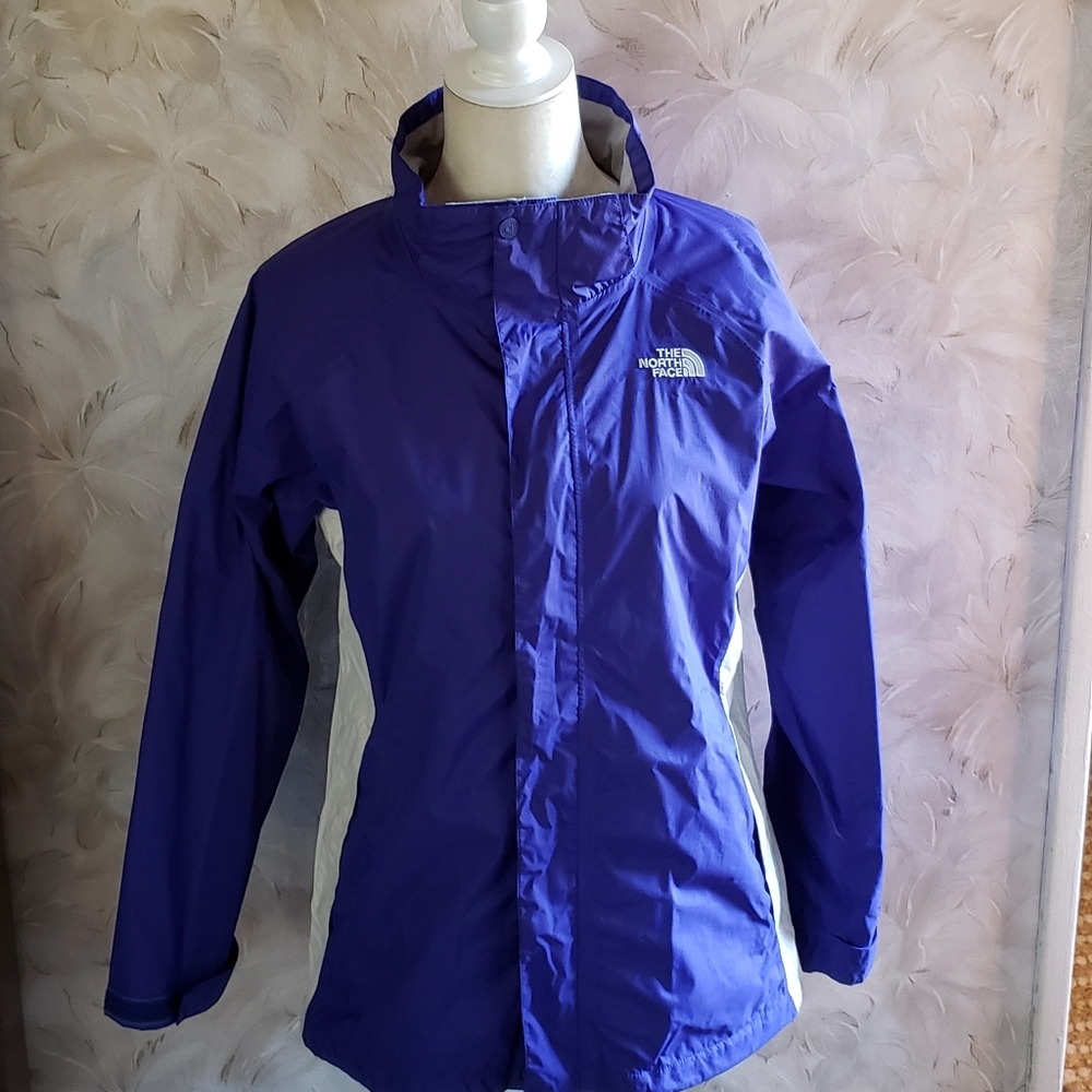 The Northface water resistant jacket